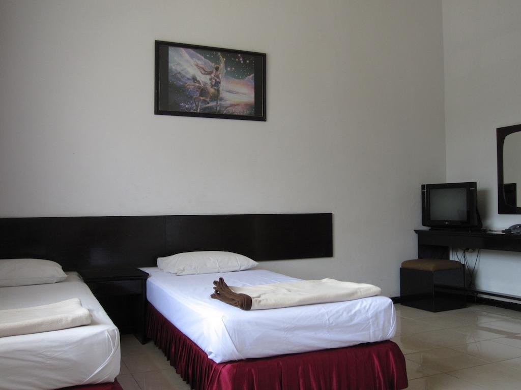 Hotel Santosa Malang Cameră foto