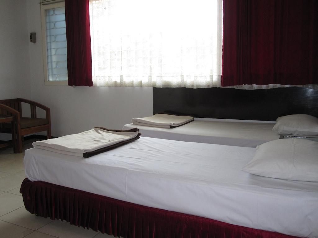 Hotel Santosa Malang Cameră foto
